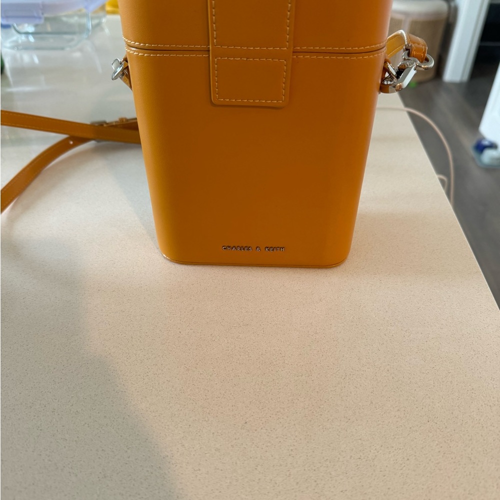 Charles and Keith like new day or night bag; mustard colour. Used only 2x